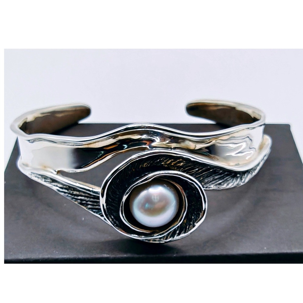HG Israel 925 Sterling Silver Grey Pearl Swirl Textured Cuff Bracelet. - Picture 8 of 9